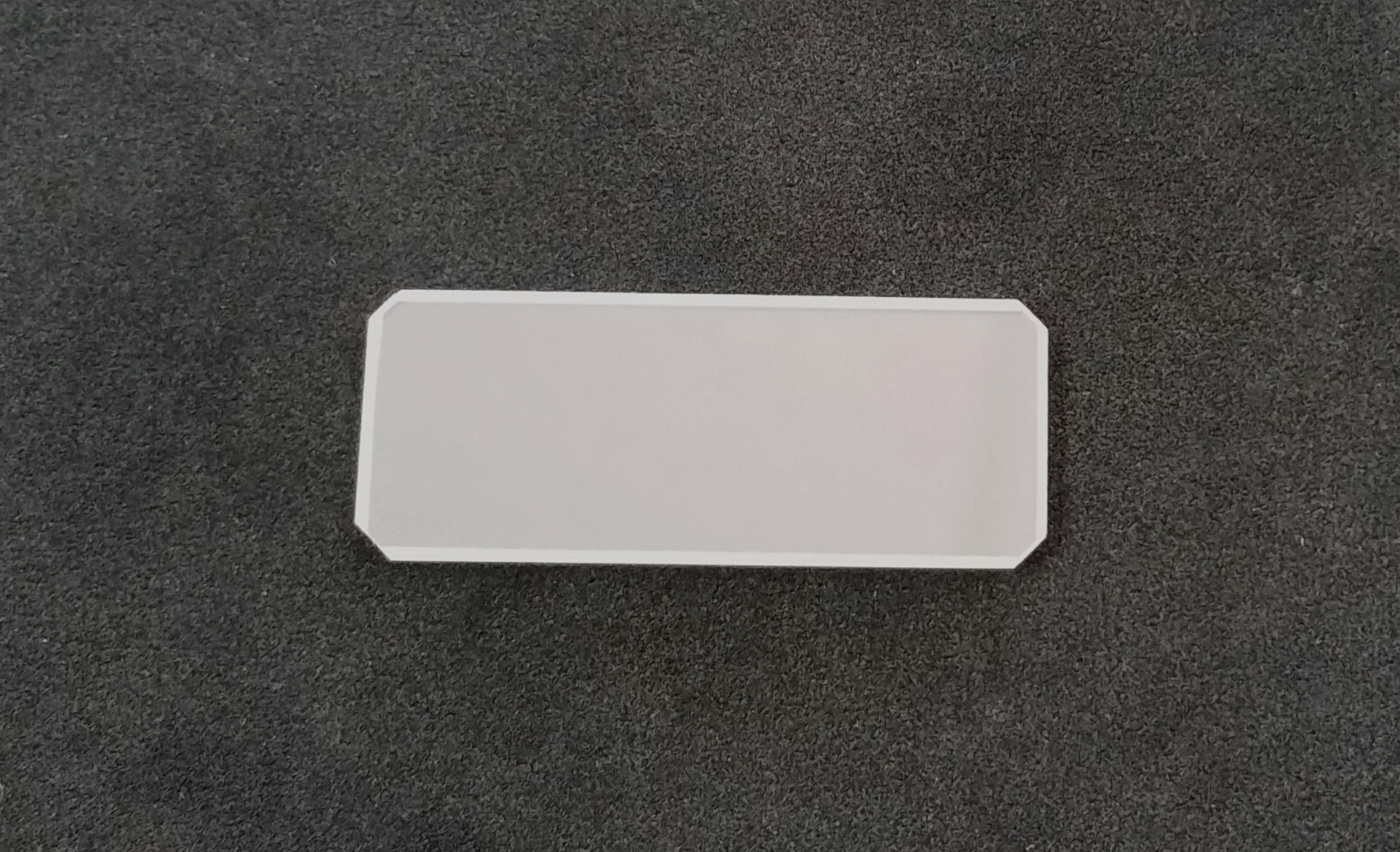 Rectangle with beveled corners